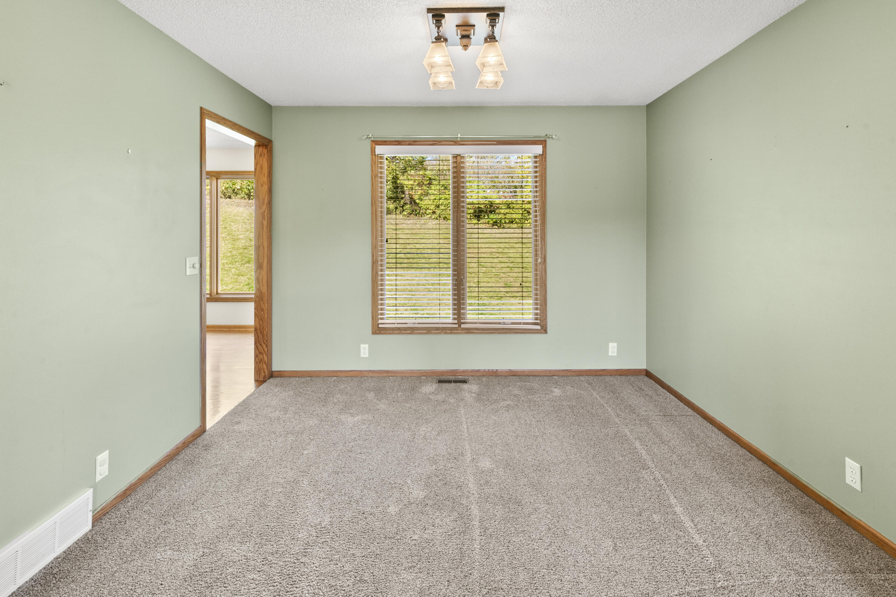 232 CANTERBURY Circle