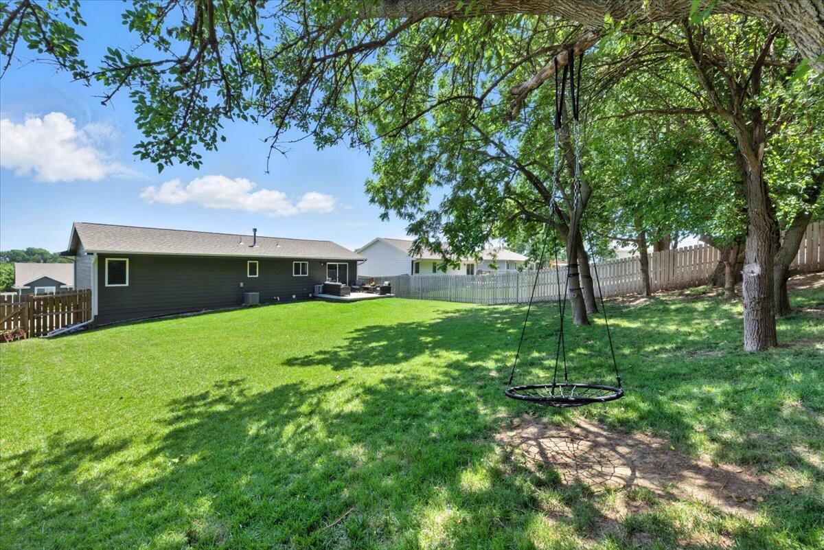 104 MAPLEWOOD Circle