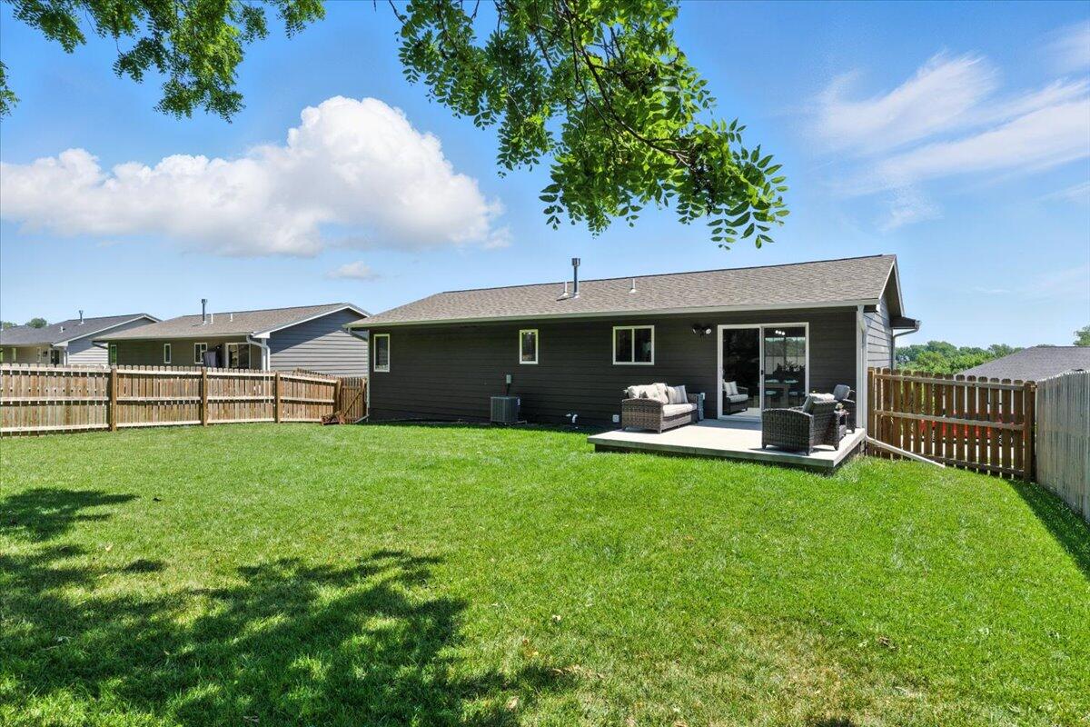 104 MAPLEWOOD Circle