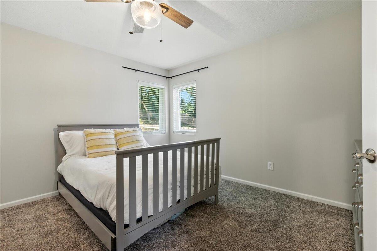 104 MAPLEWOOD Circle