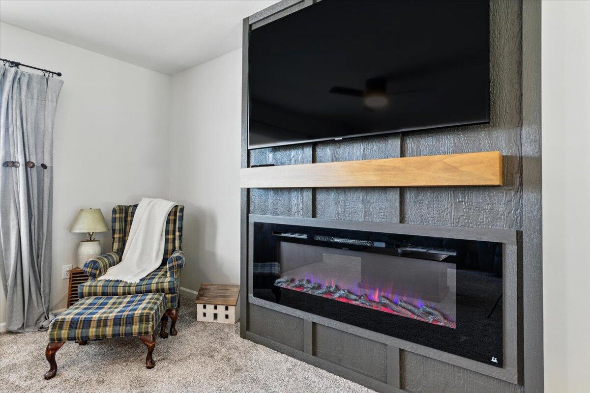 104 MAPLEWOOD Circle