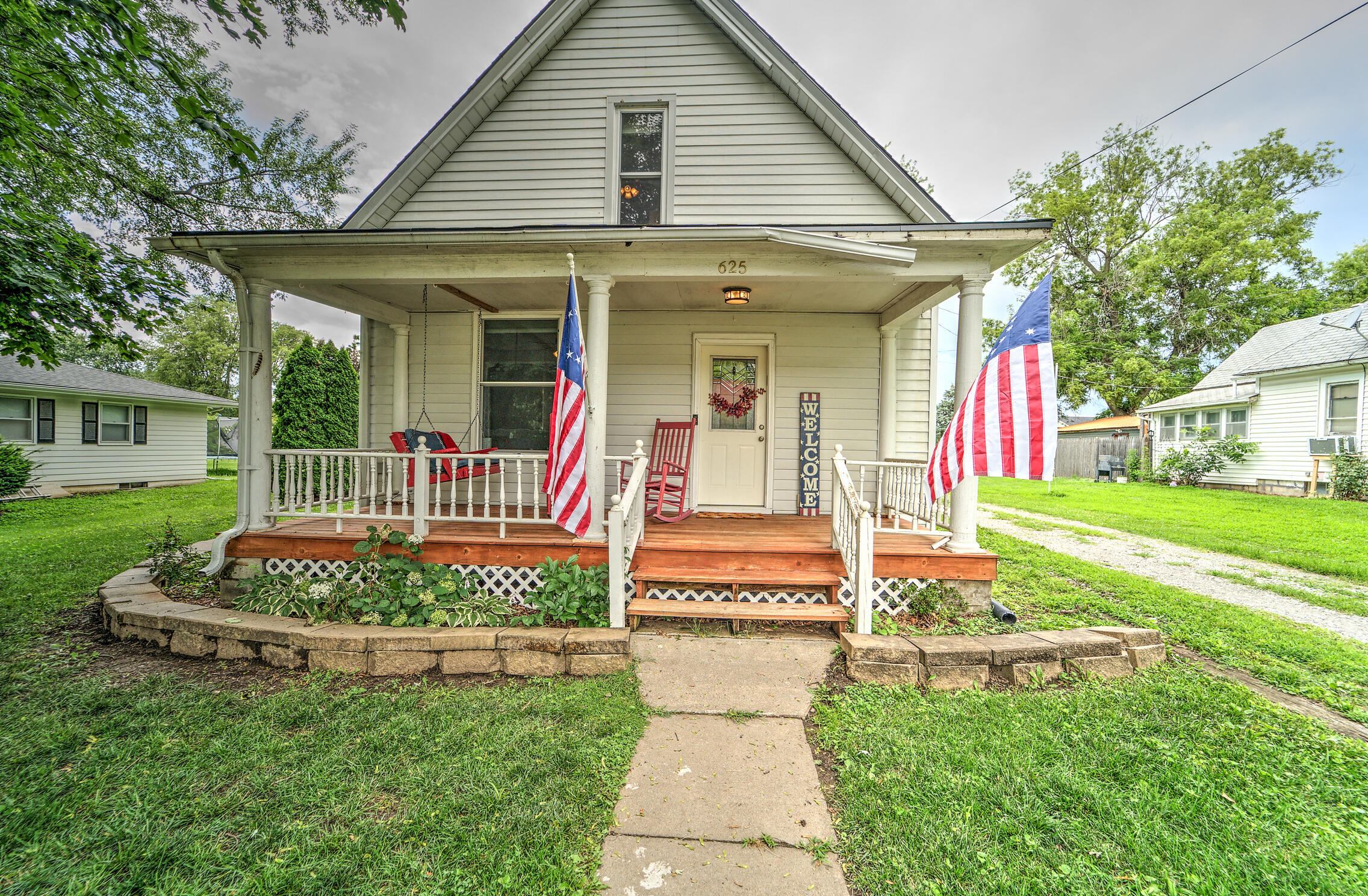 625 EAST Street