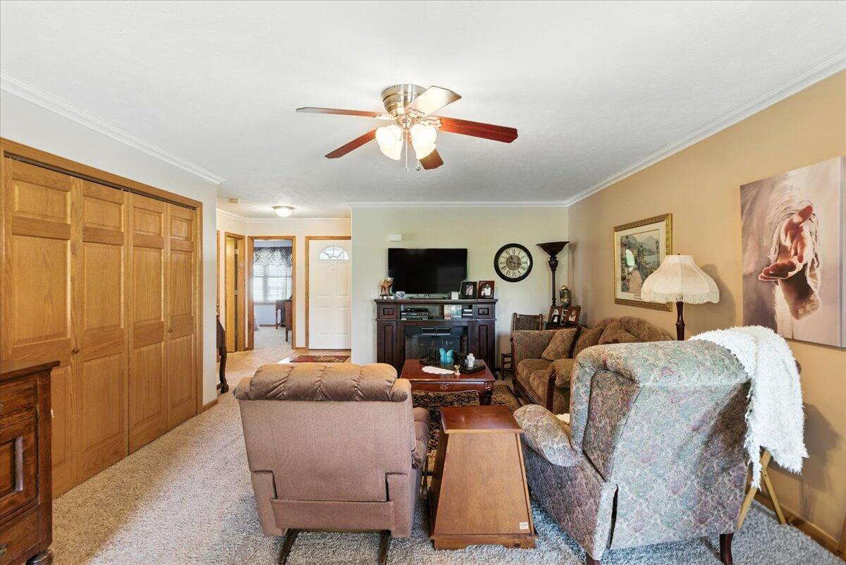 2605 PAVICH Drive