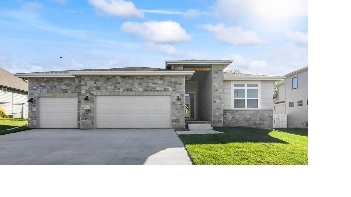 23 BALSAM Circle