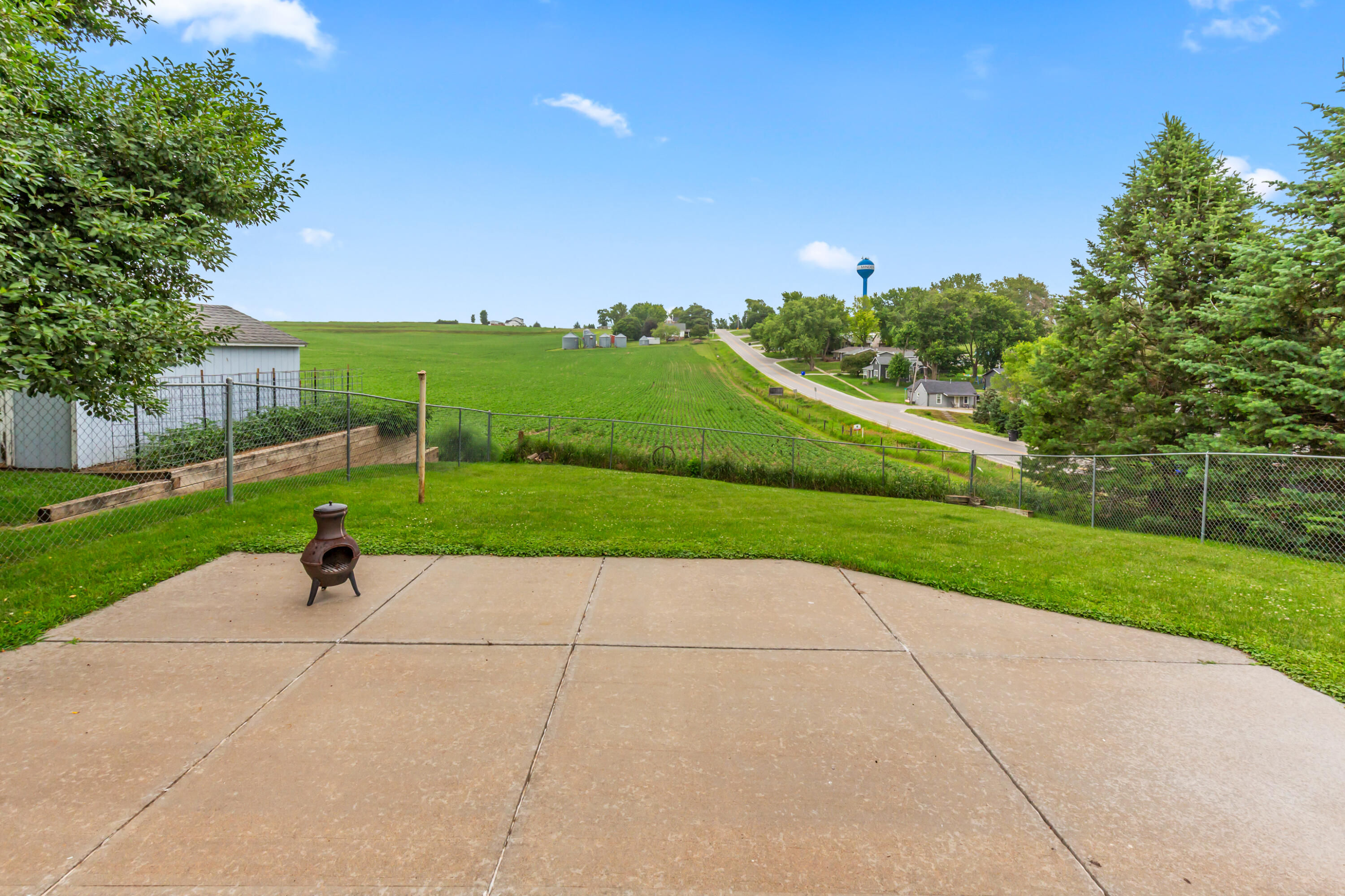 100 HILLSIDE Drive