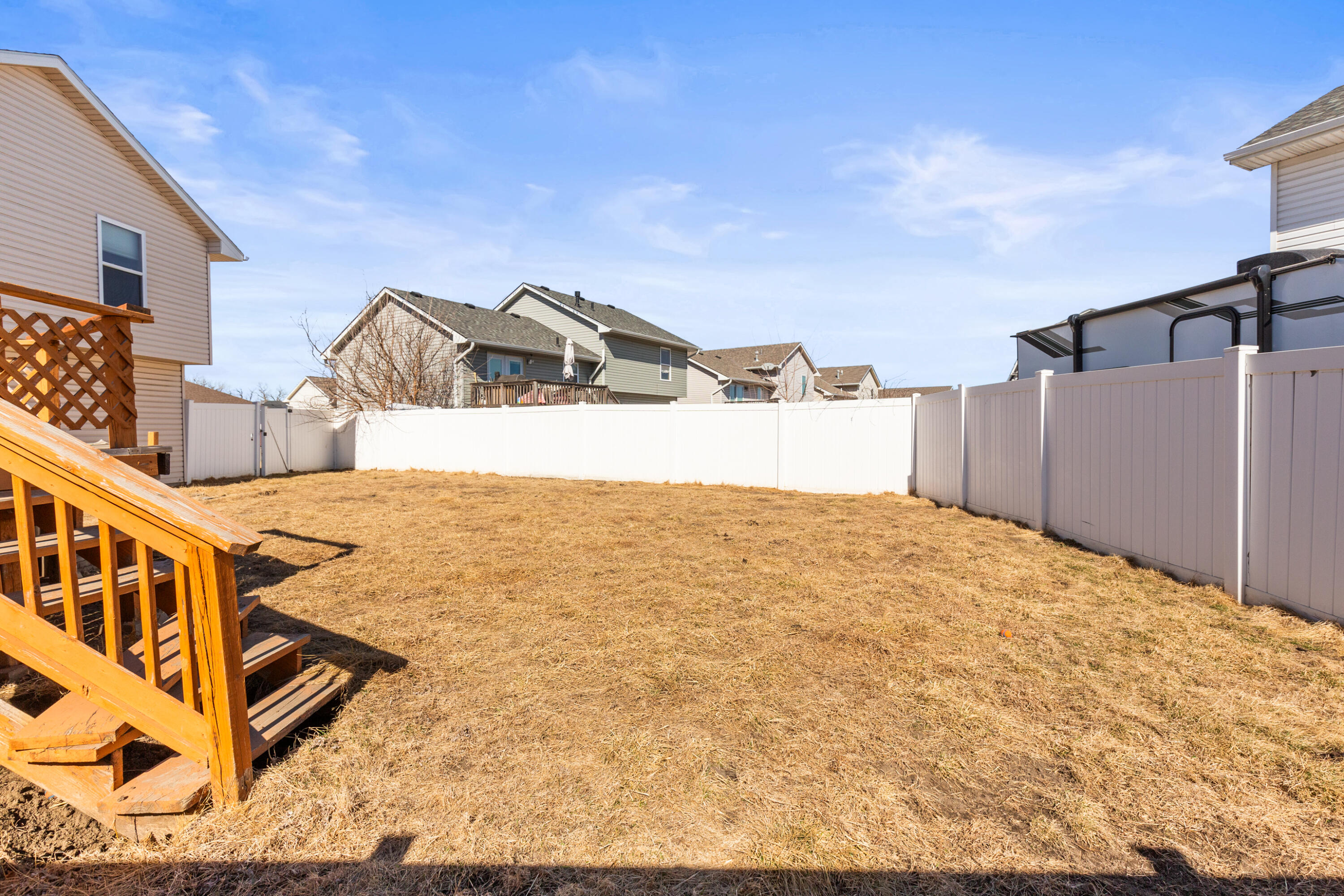 5743 MERLIN Lane