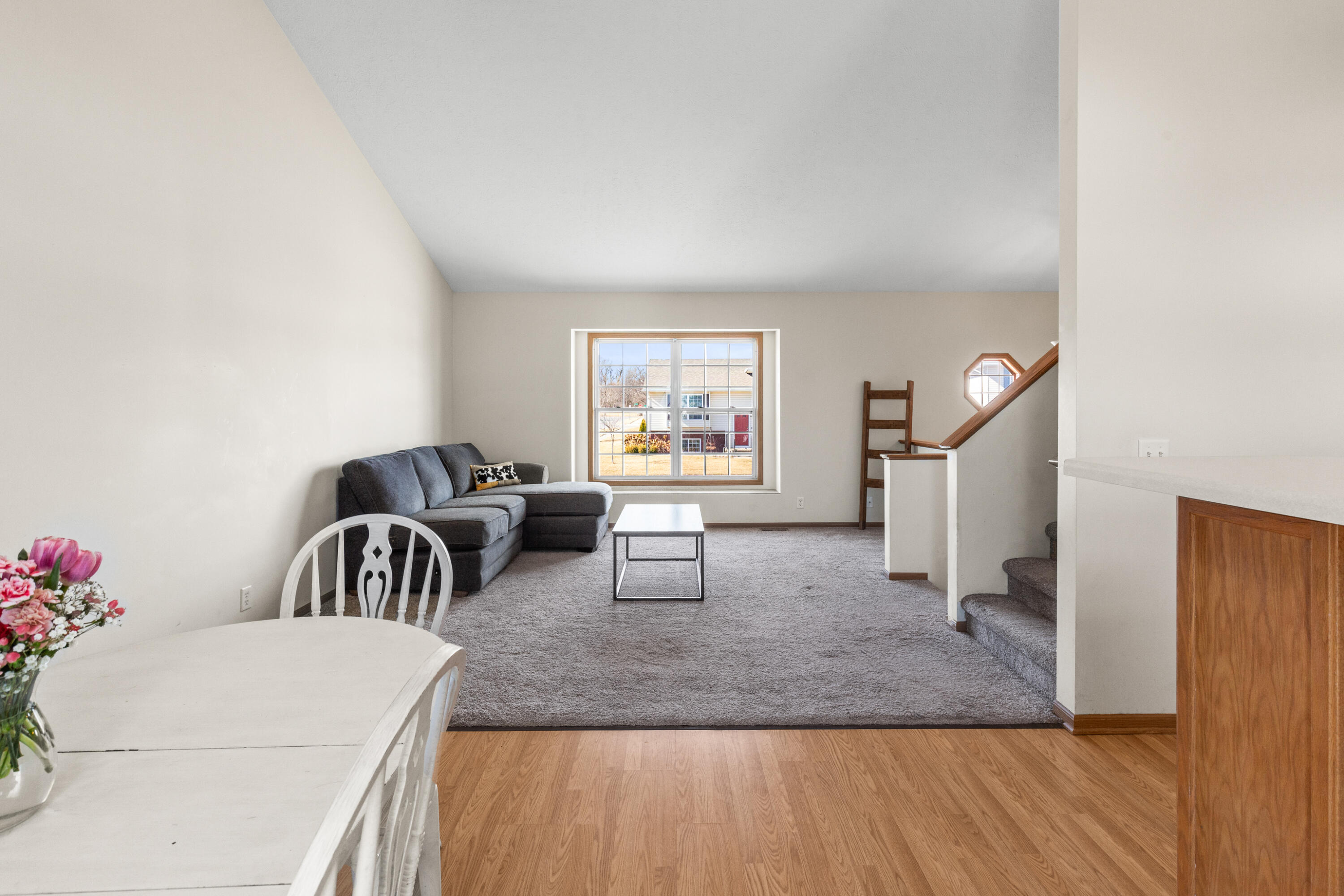 5743 MERLIN Lane