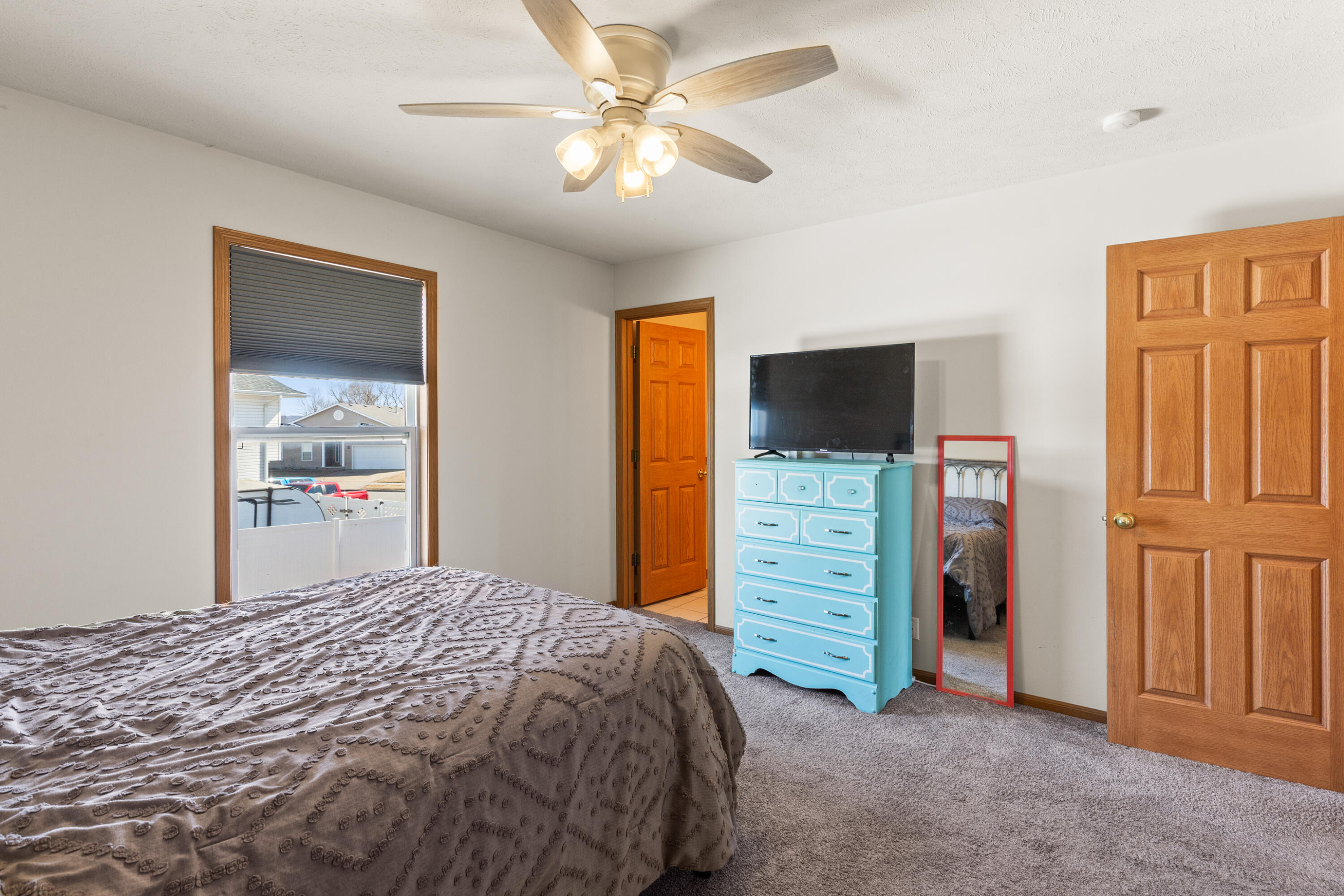 5743 MERLIN Lane
