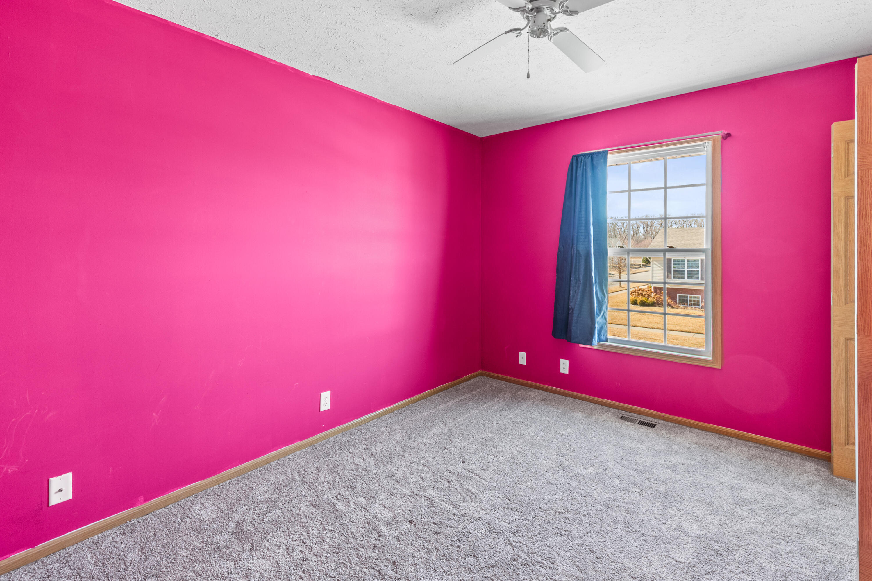 5743 MERLIN Lane