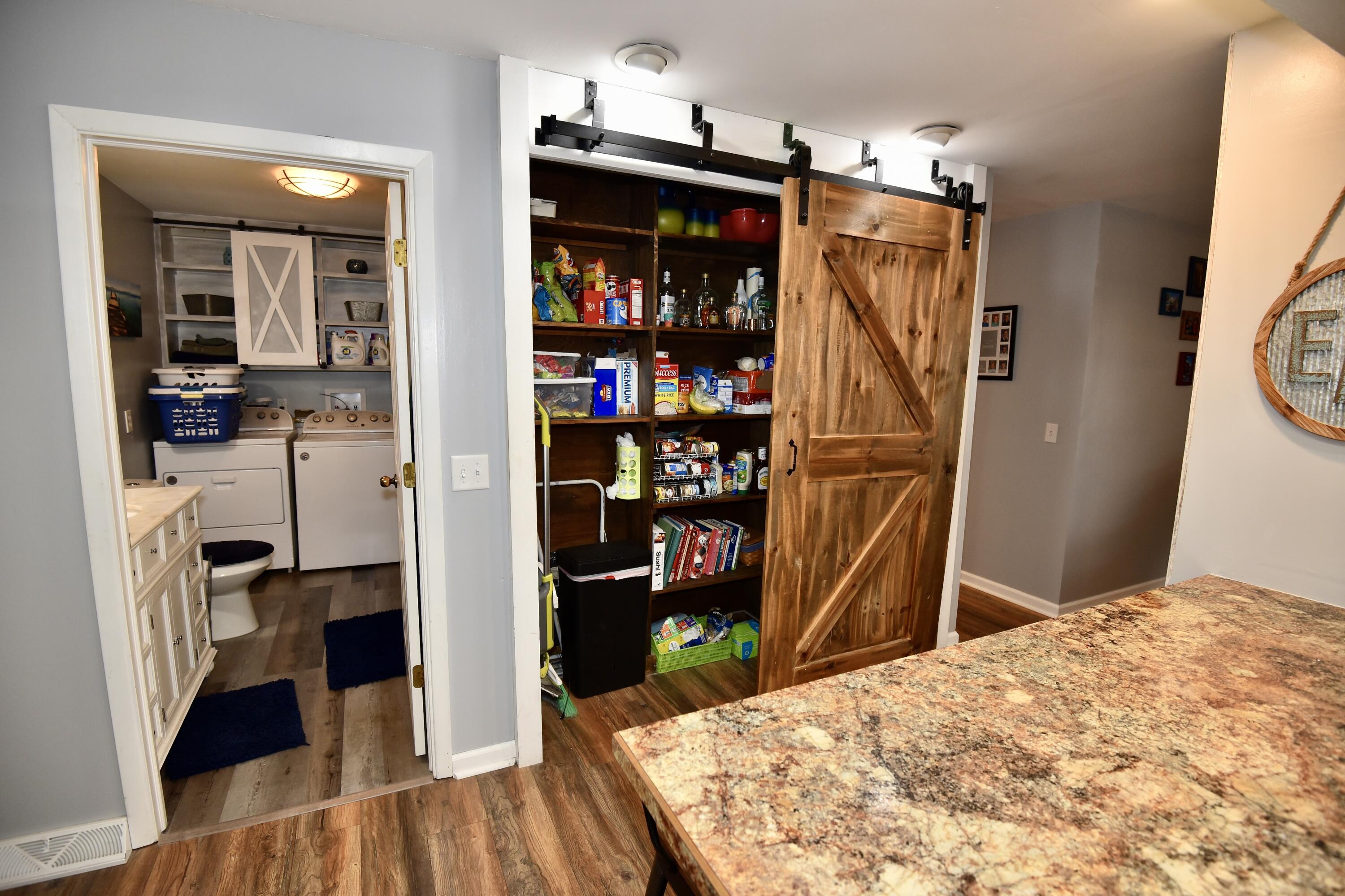 717 SCHUEMAN Court