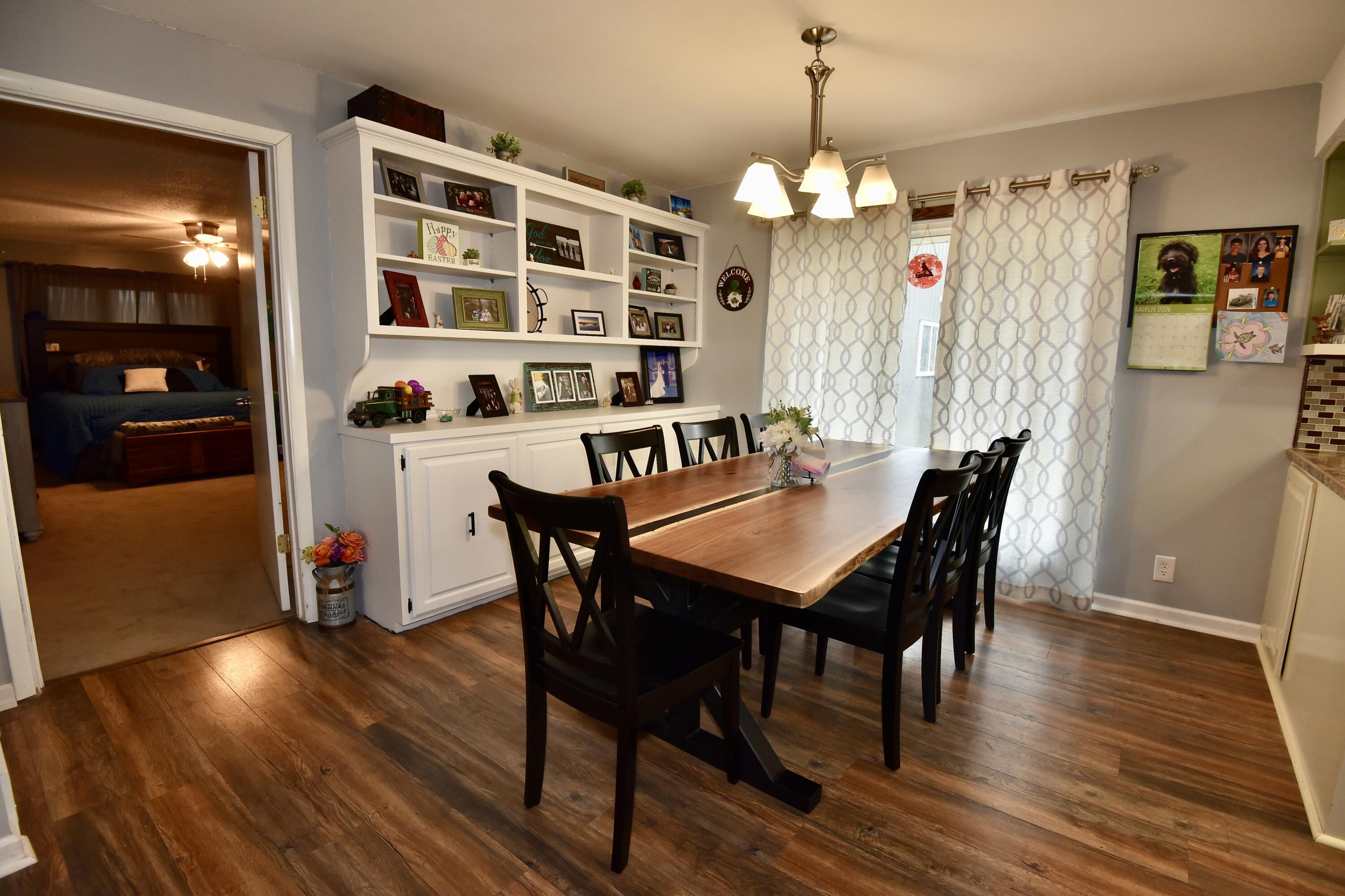 717 SCHUEMAN Court