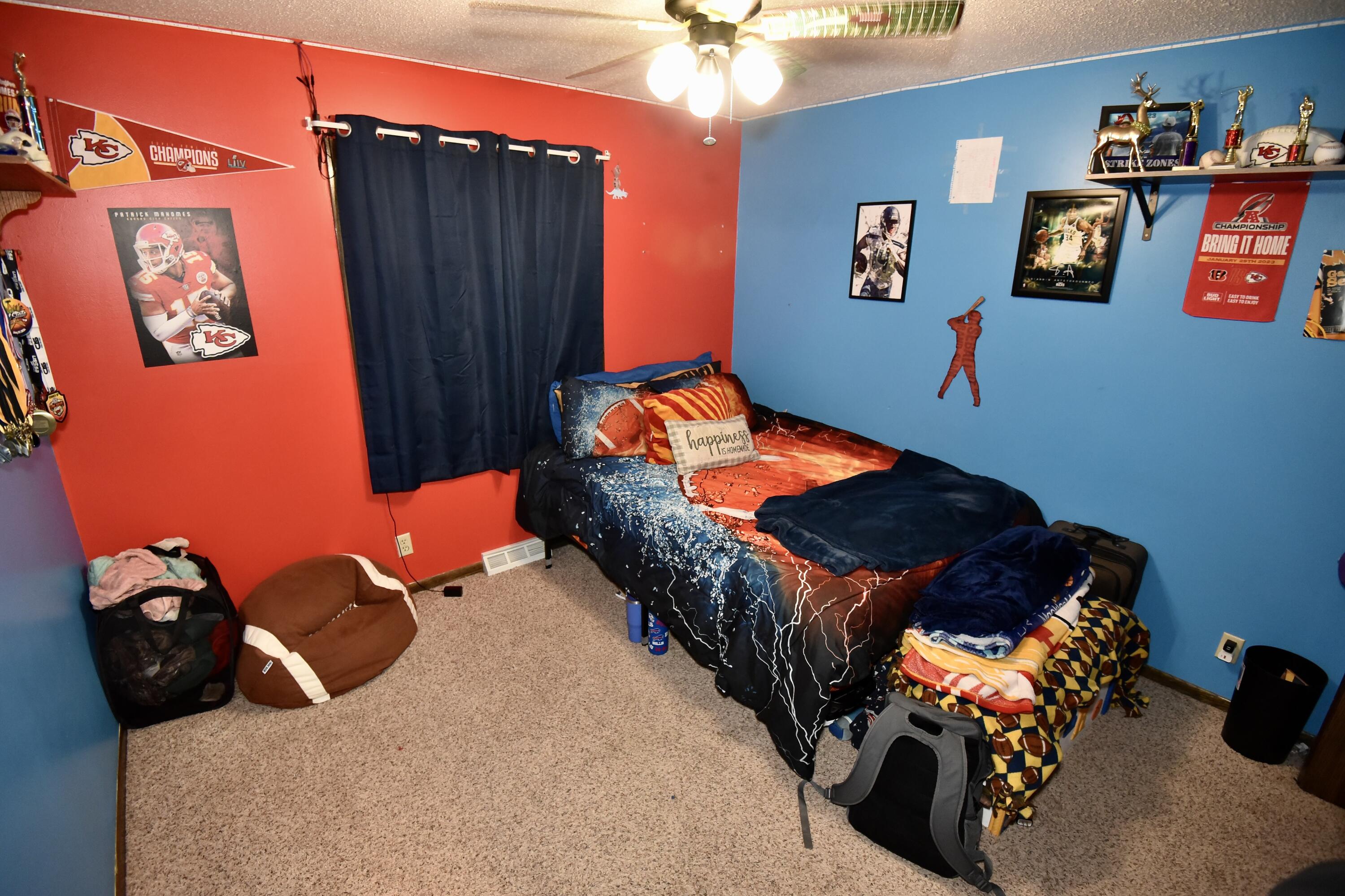 717 SCHUEMAN Court