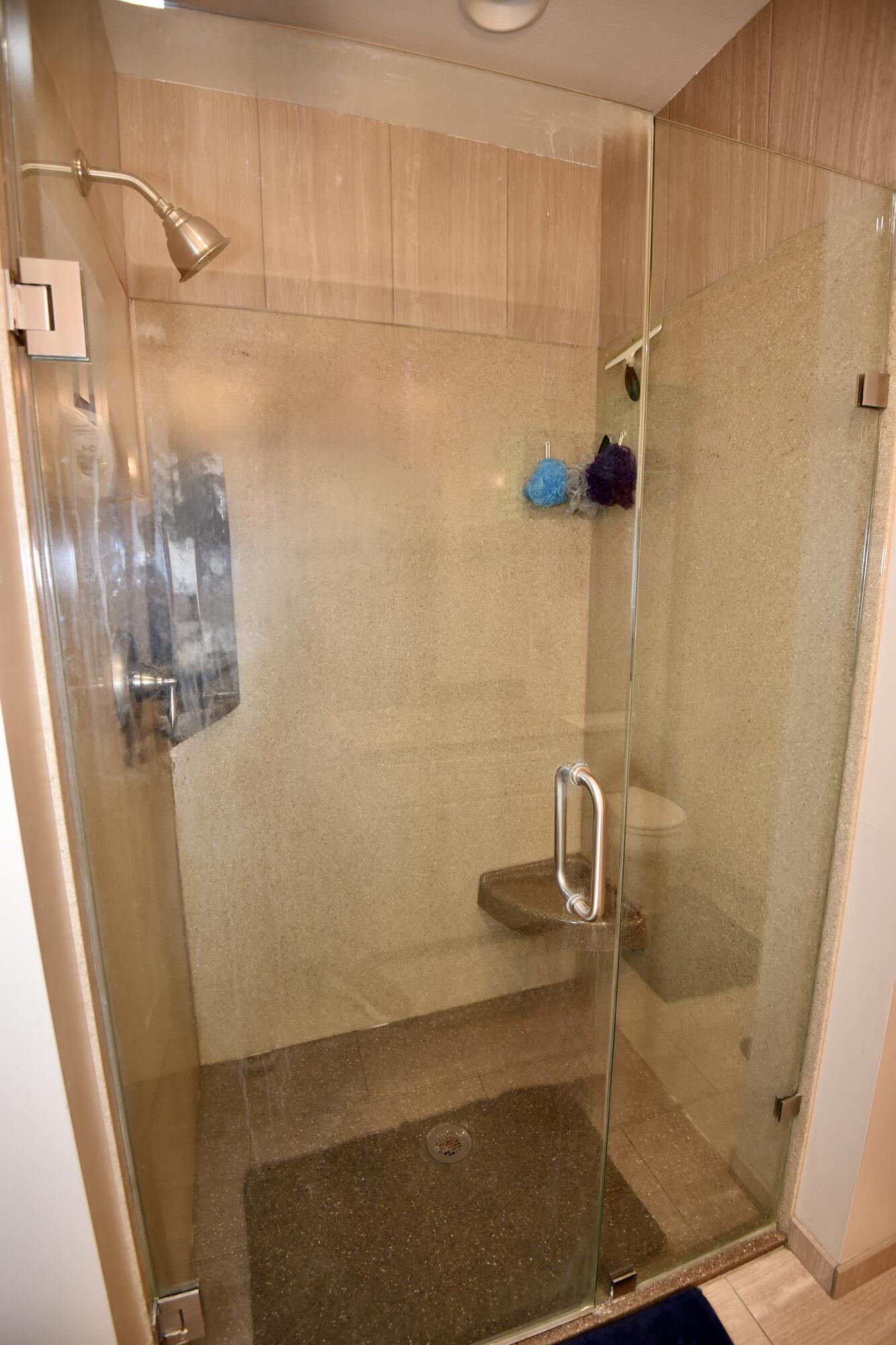 717 SCHUEMAN Court