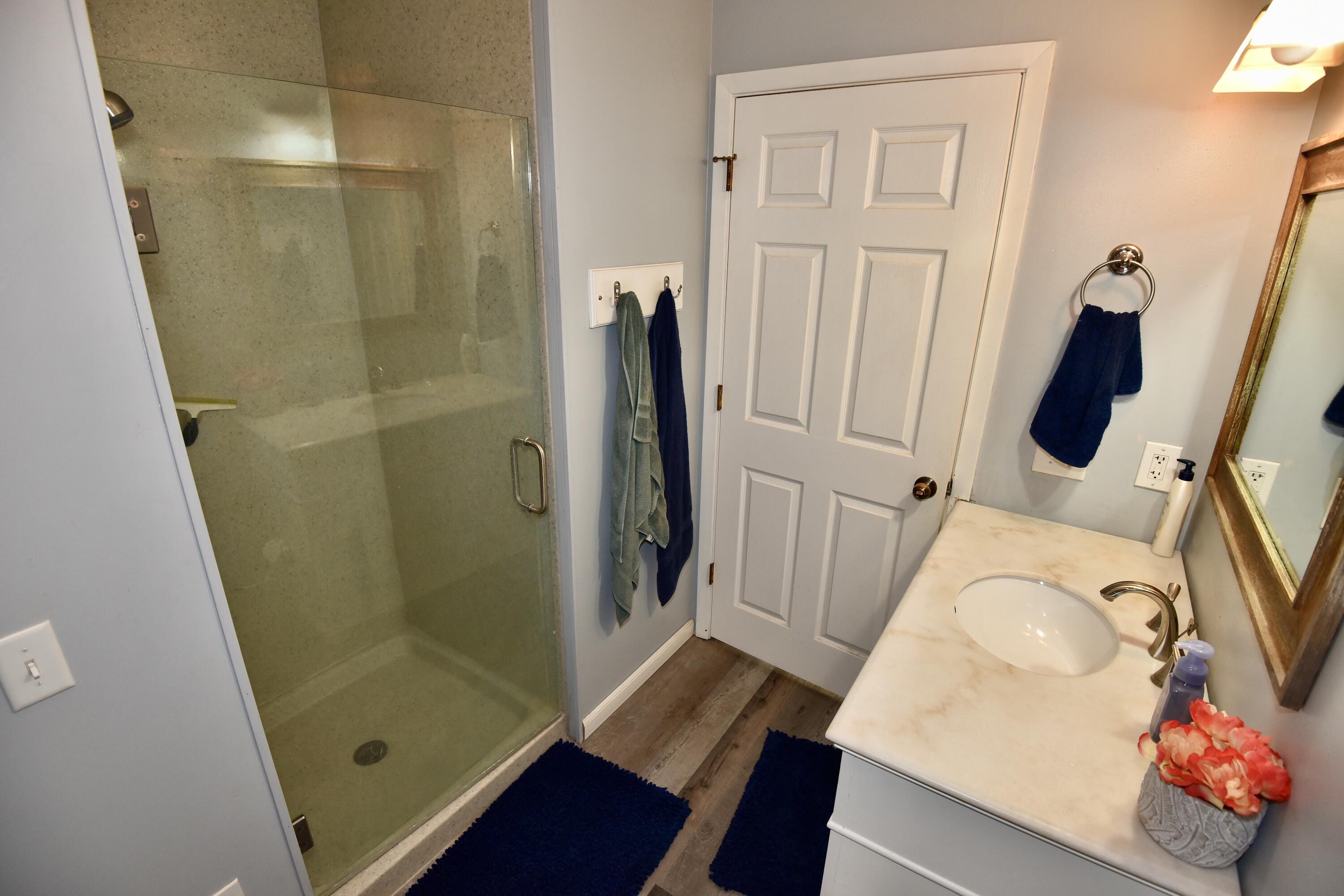 717 SCHUEMAN Court