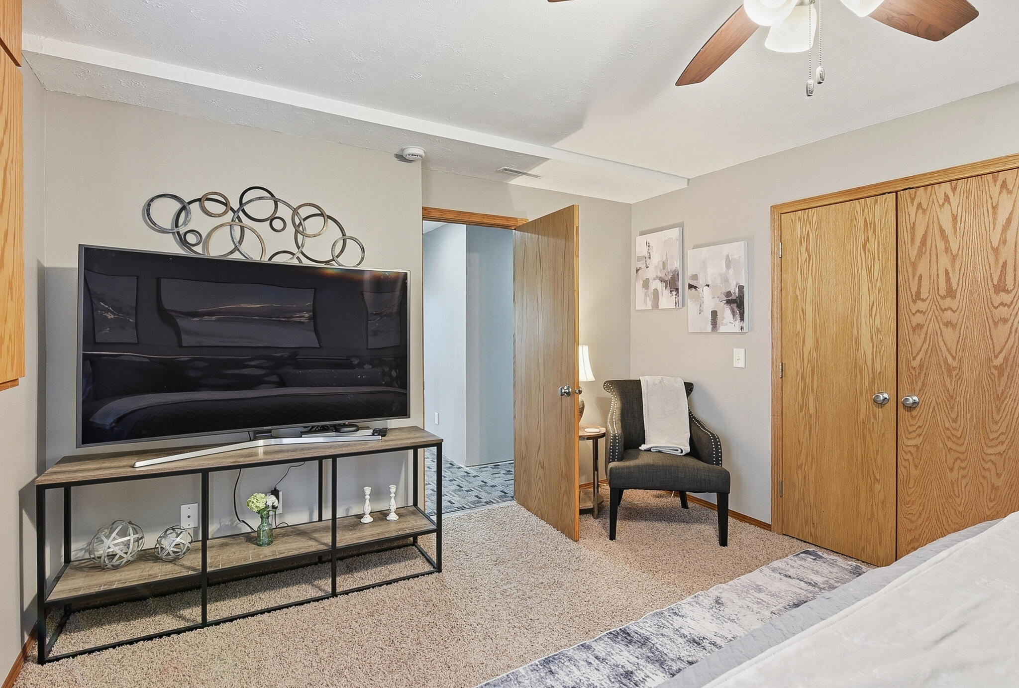 4105 GLADBROOK Drive