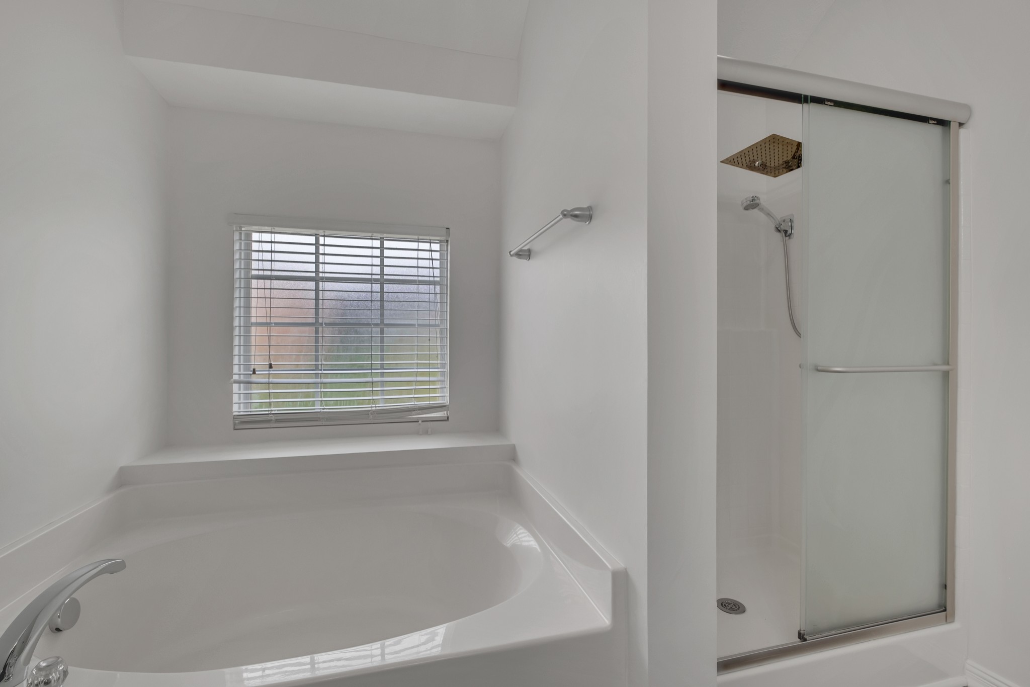 157 Mary Joe Martin Dr