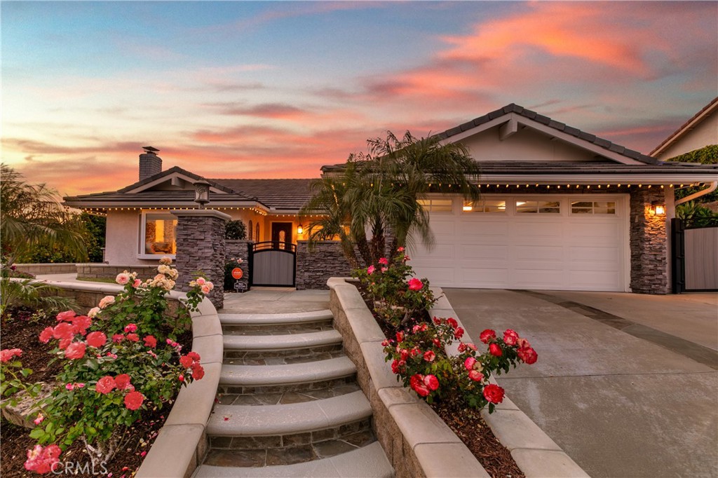 2546 N Orange Hill Lane