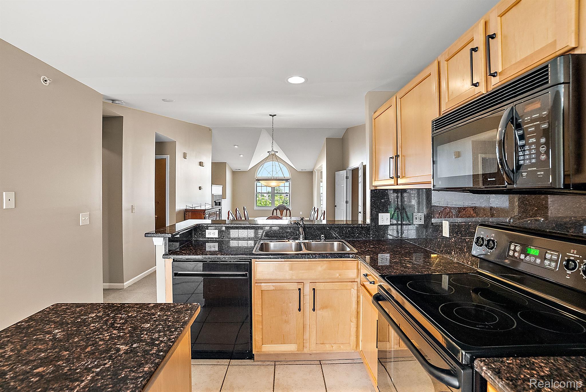 1474 DEVON Lane