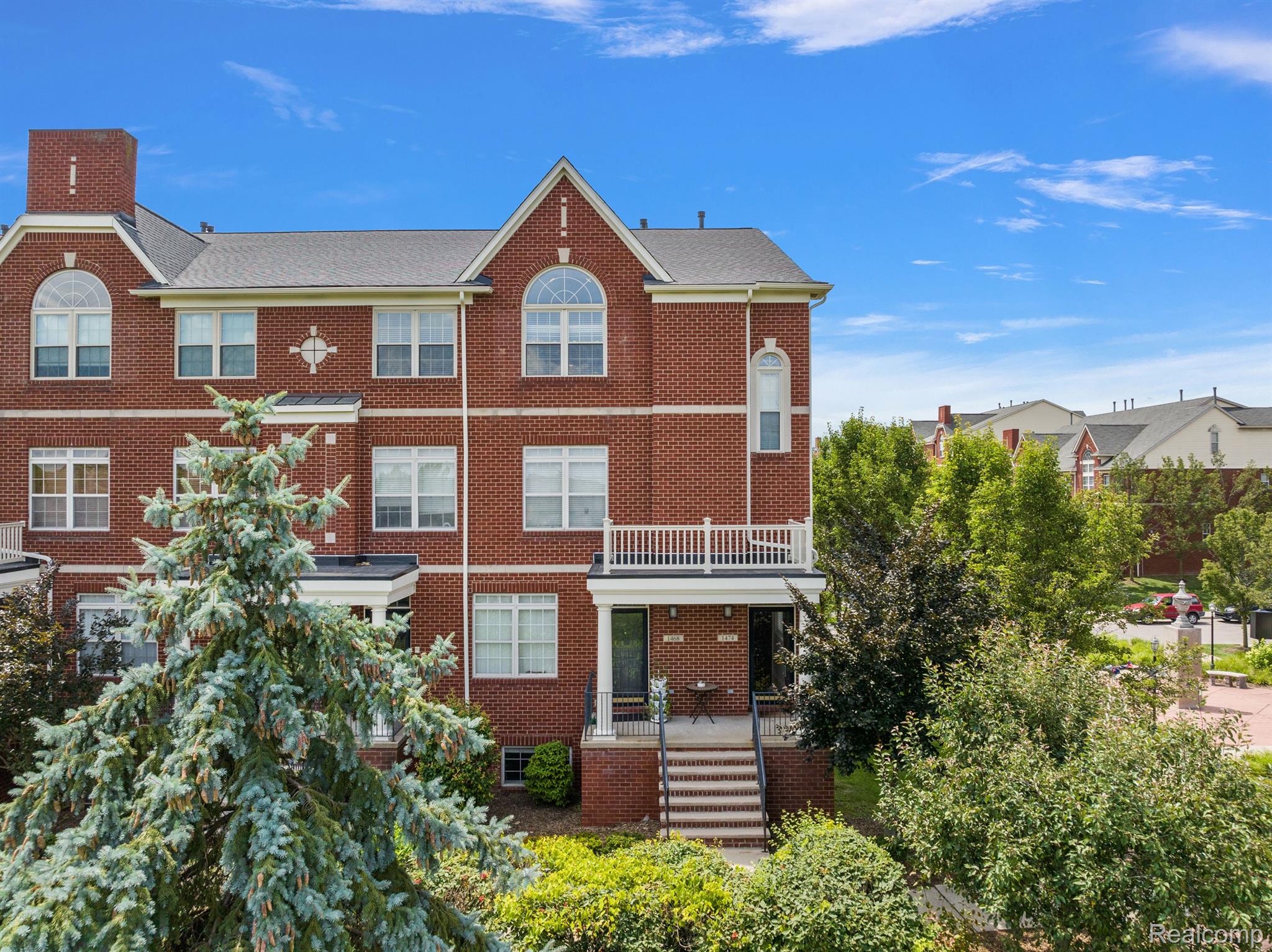 1474 DEVON Lane