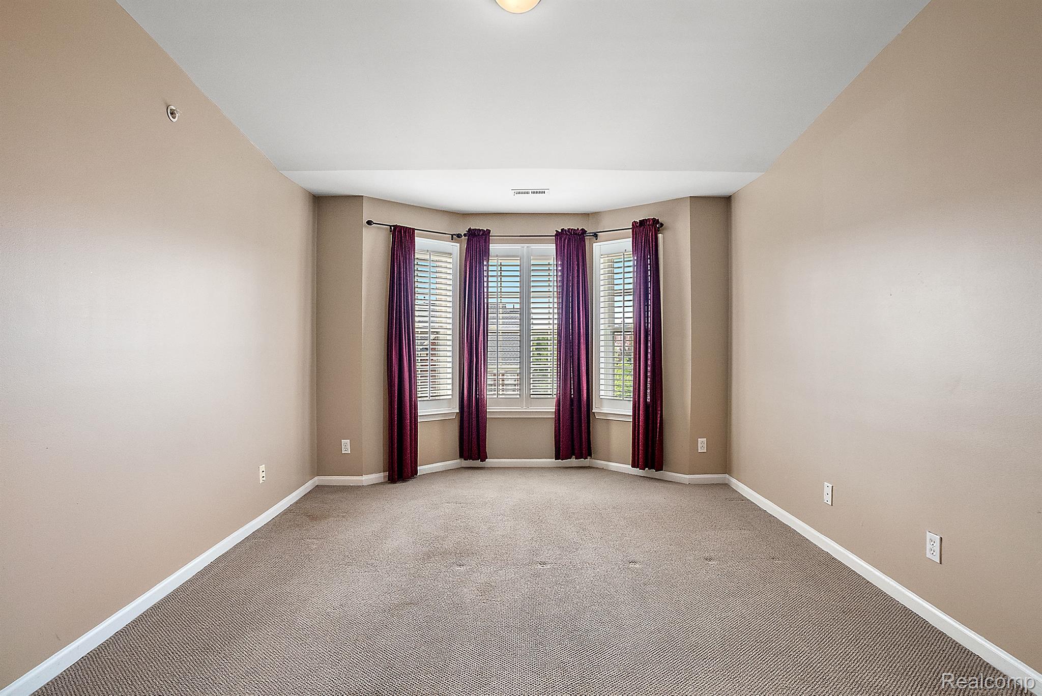 1474 DEVON Lane
