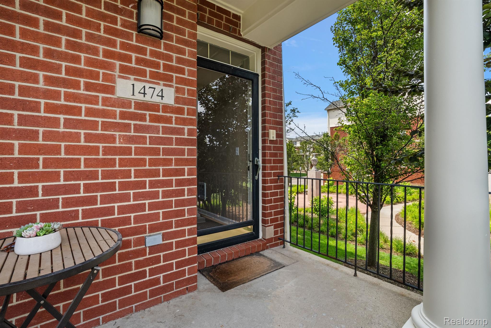 1474 DEVON Lane