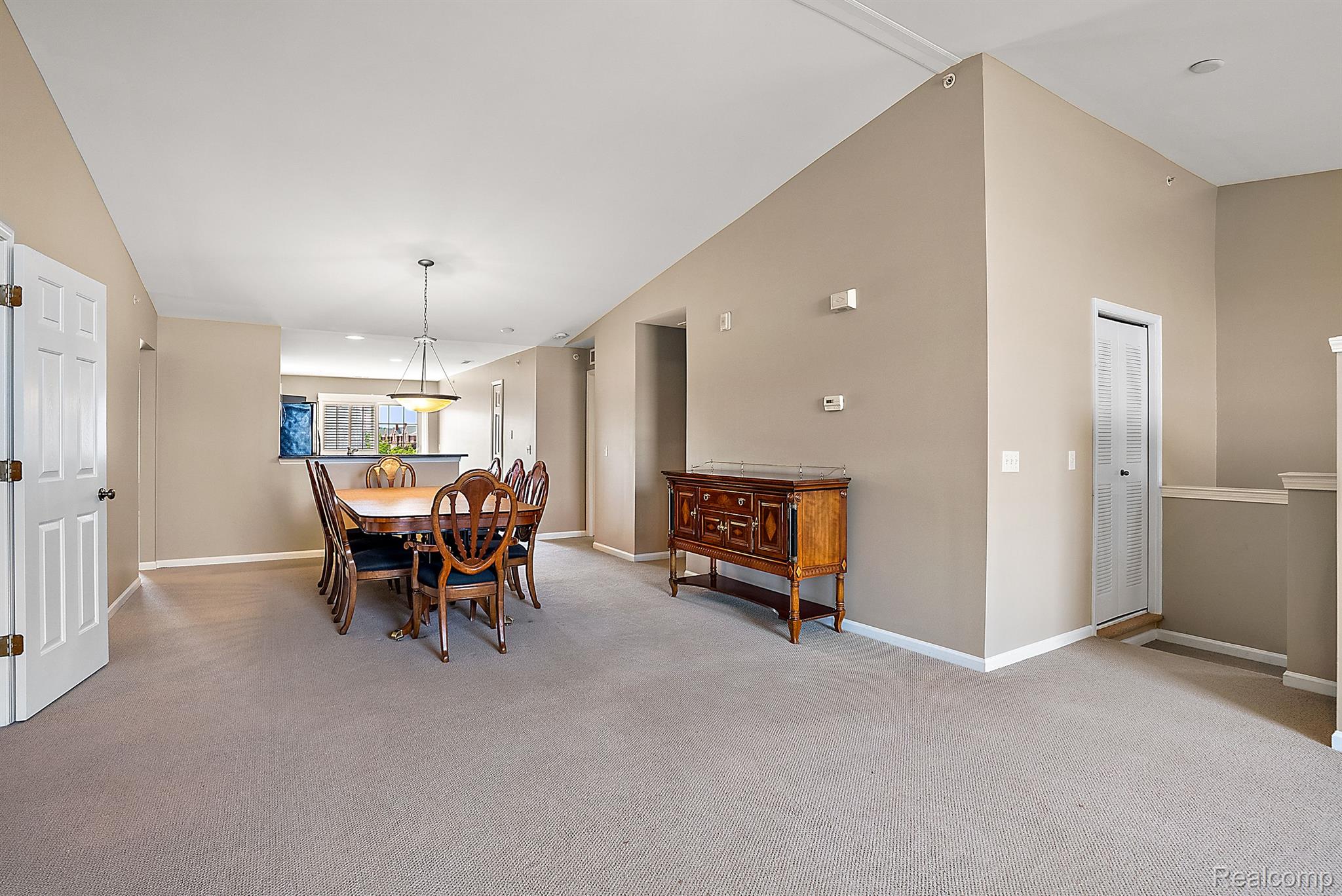 1474 DEVON Lane