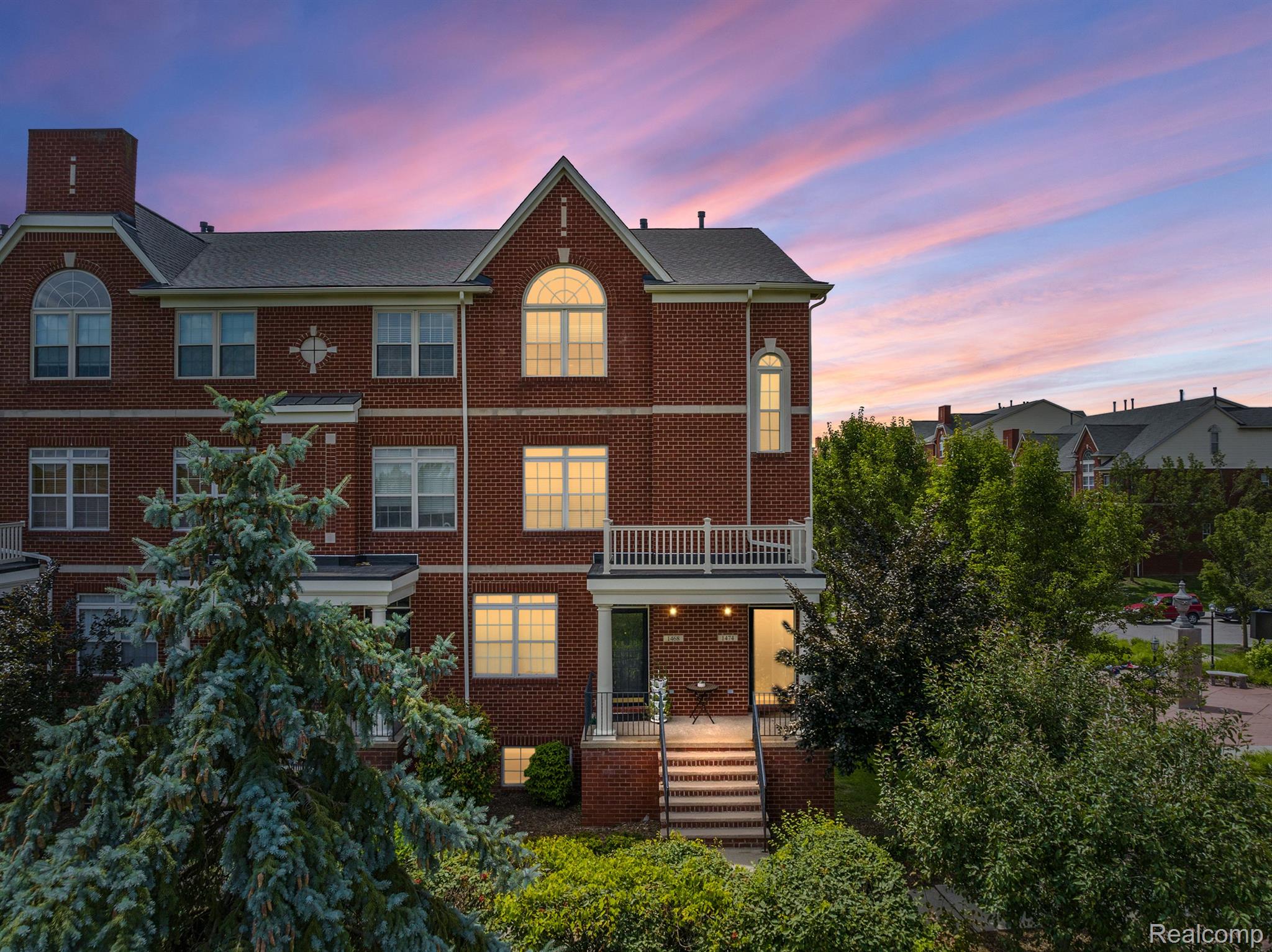1474 DEVON Lane