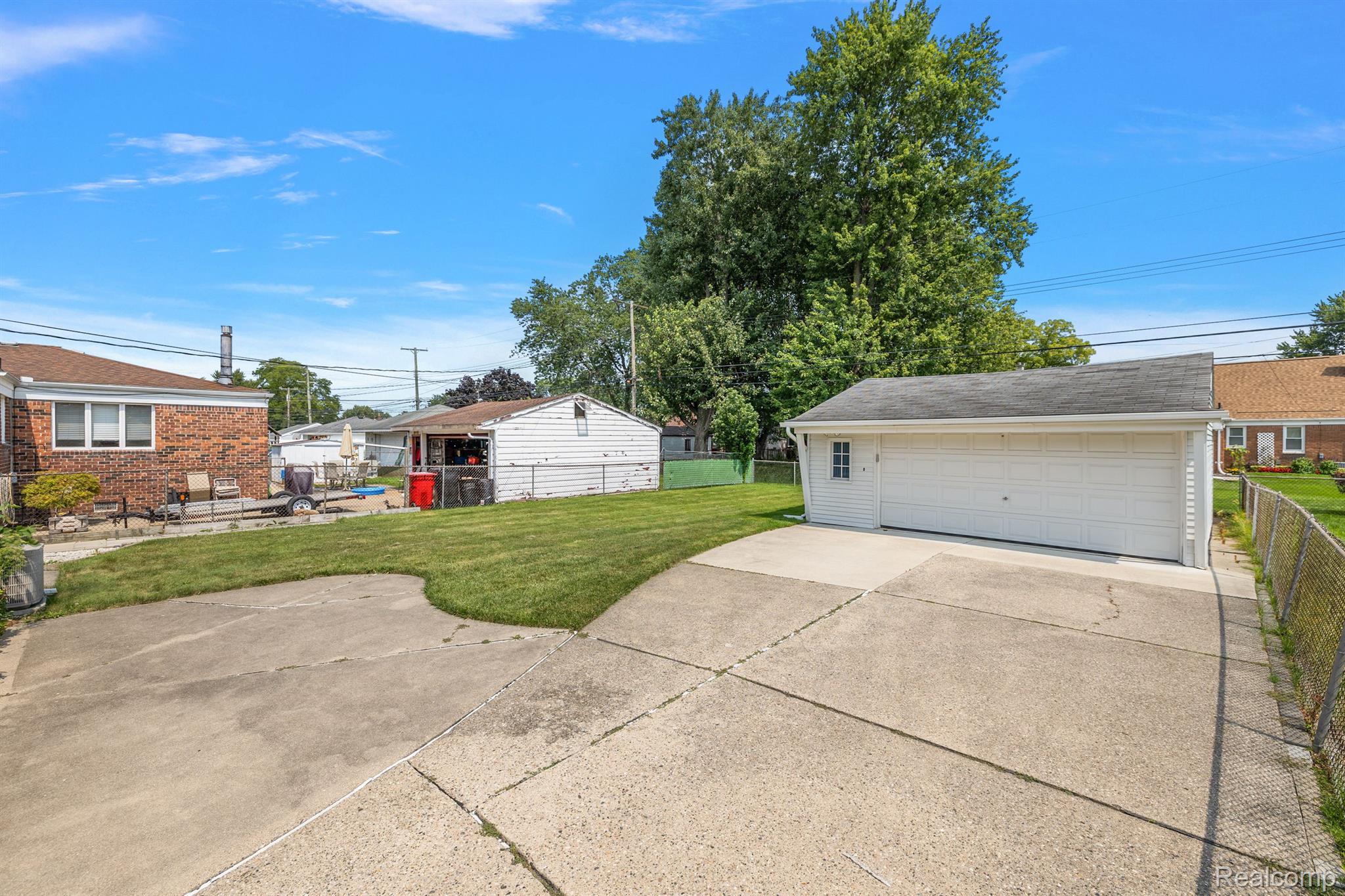 25354 NORMANDY Street