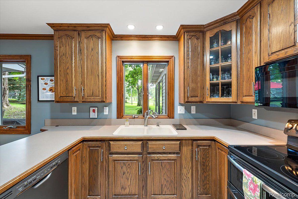 8320 ALLEN Road