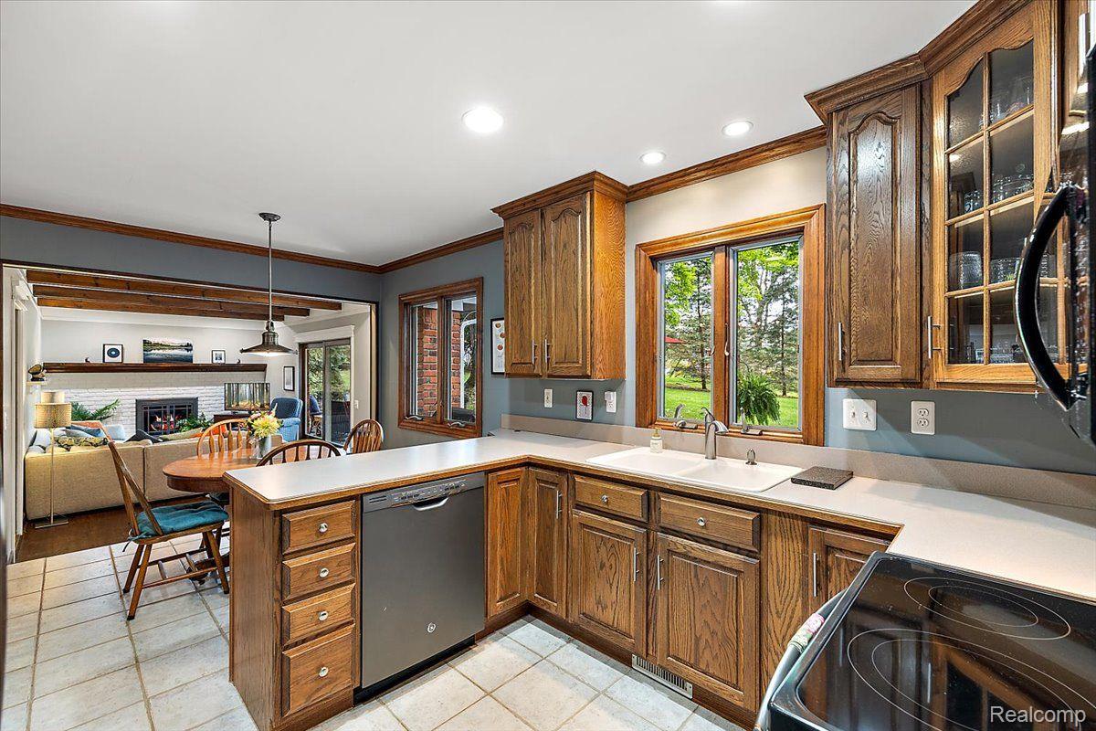 8320 ALLEN Road