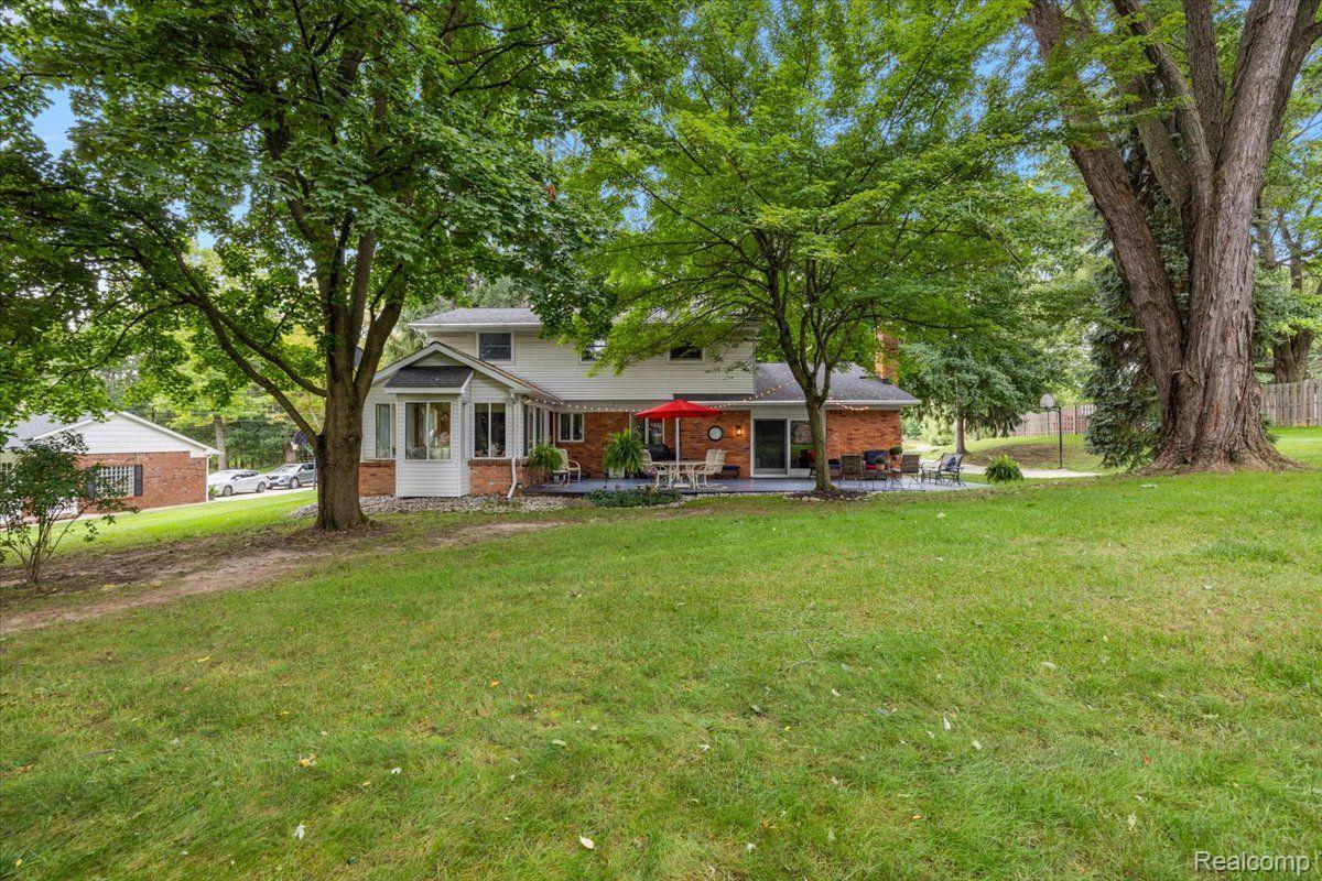 8320 ALLEN Road