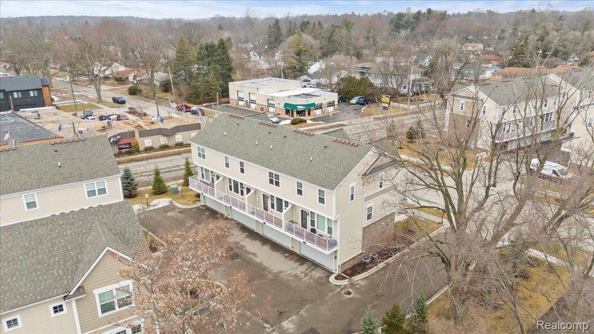 504 MIDLAND Boulevard