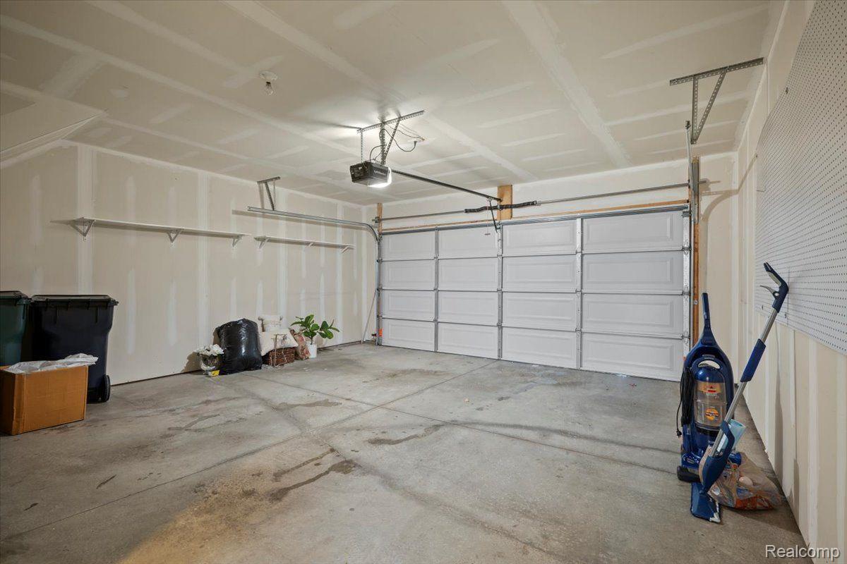 504 MIDLAND Boulevard