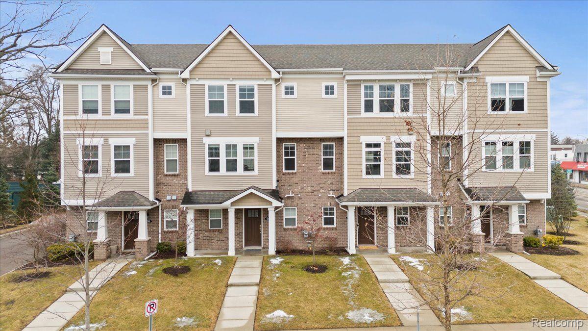 504 MIDLAND Boulevard