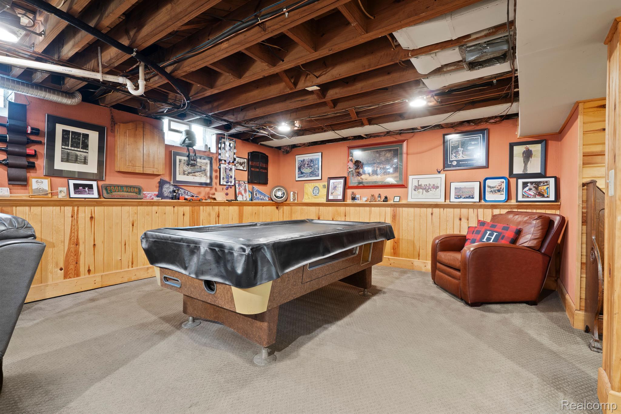 917 CEDARHILL Drive