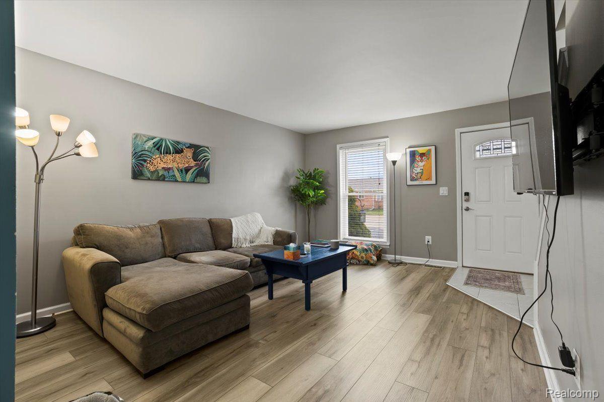 29135 E BRITTANY