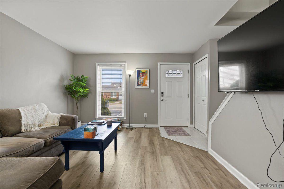 29135 E BRITTANY