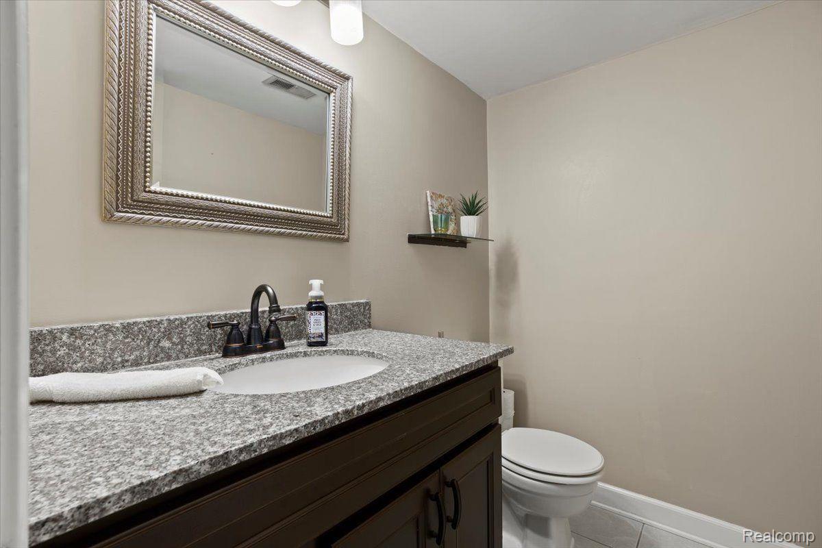29135 E BRITTANY