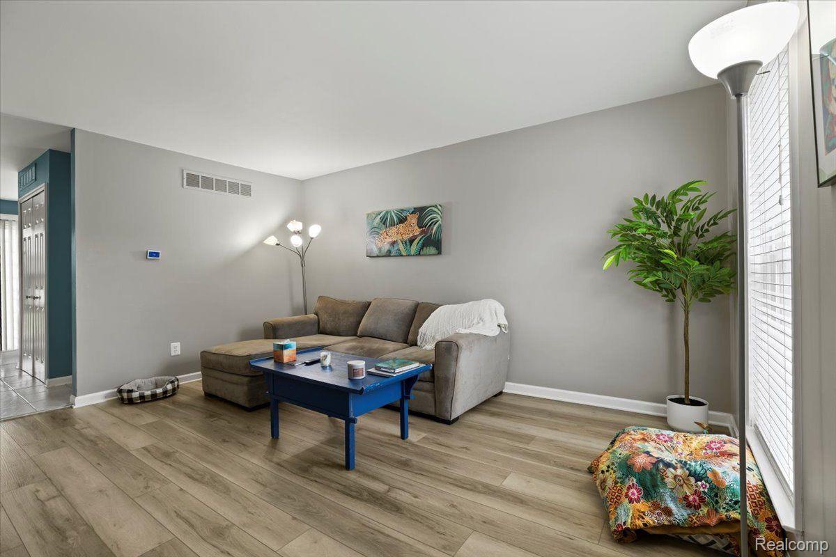 29135 E BRITTANY