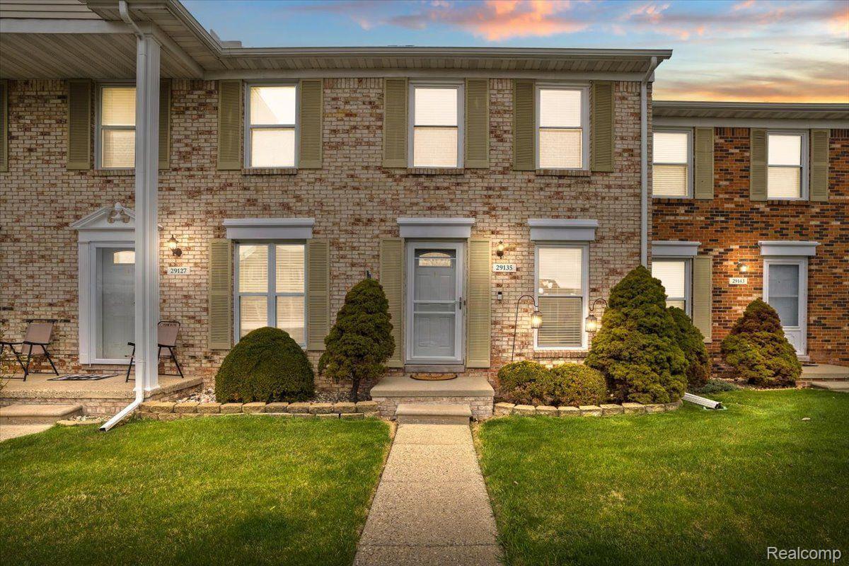 29135 E BRITTANY