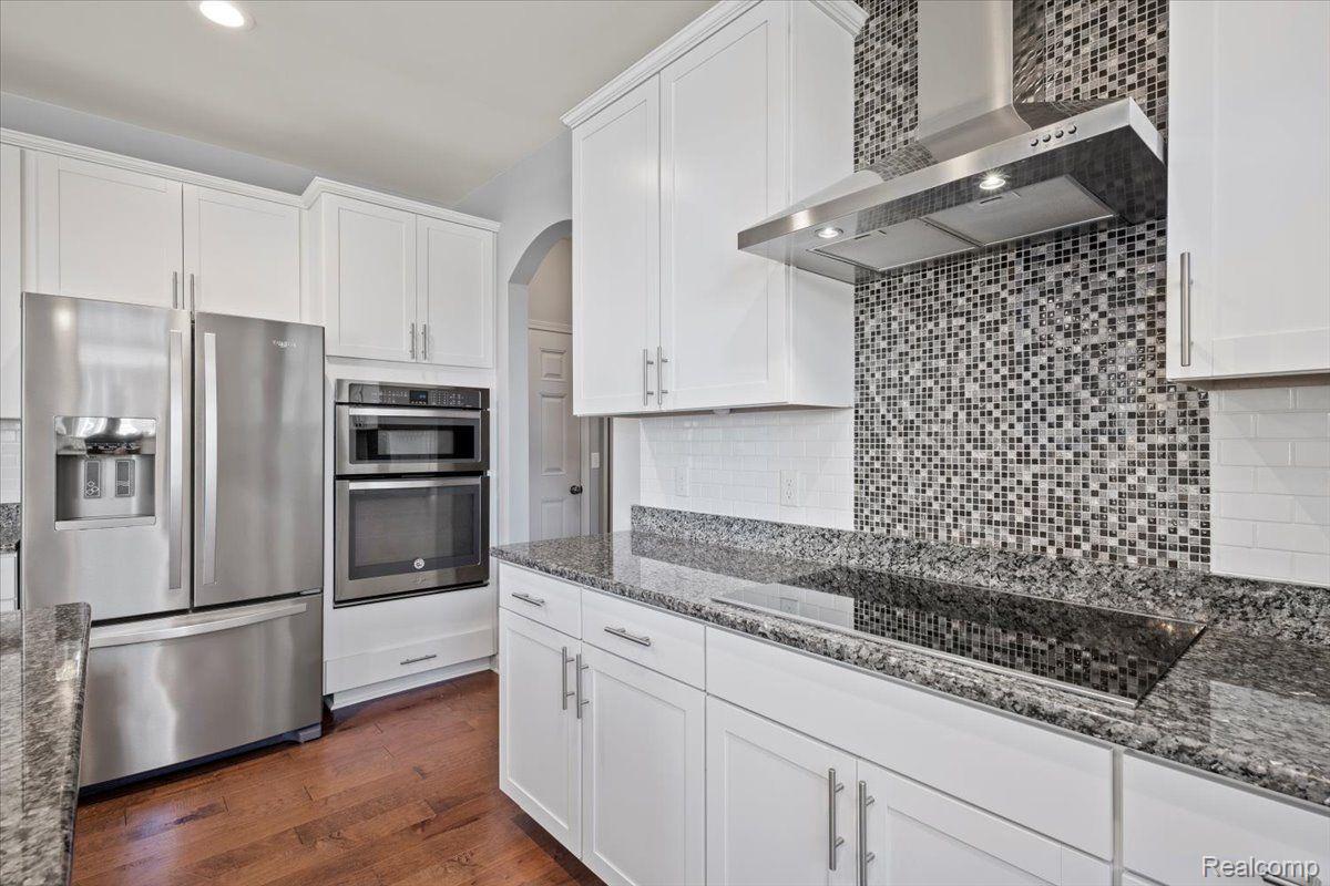 822 BALSAM Circle