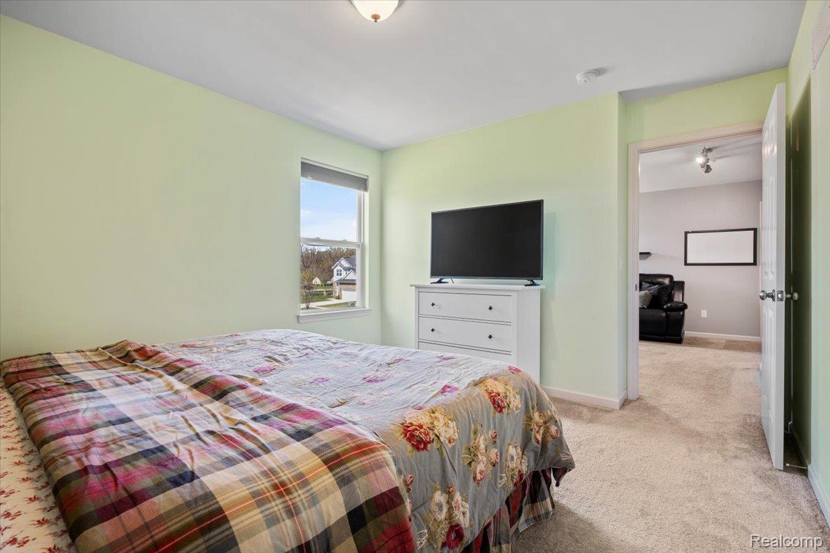 822 BALSAM Circle