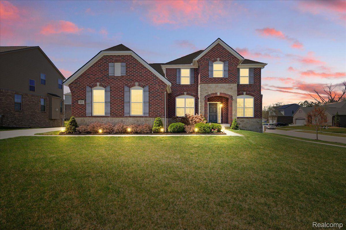 822 BALSAM Circle