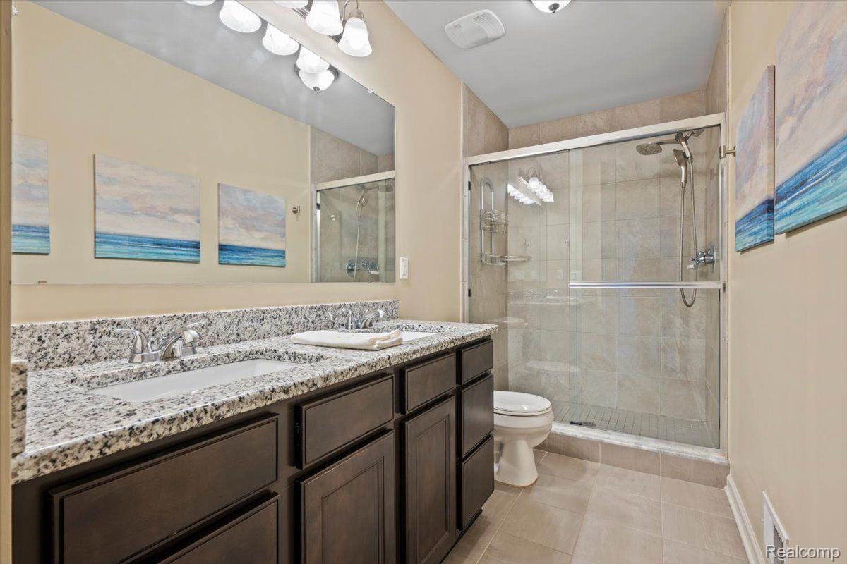 822 BALSAM Circle