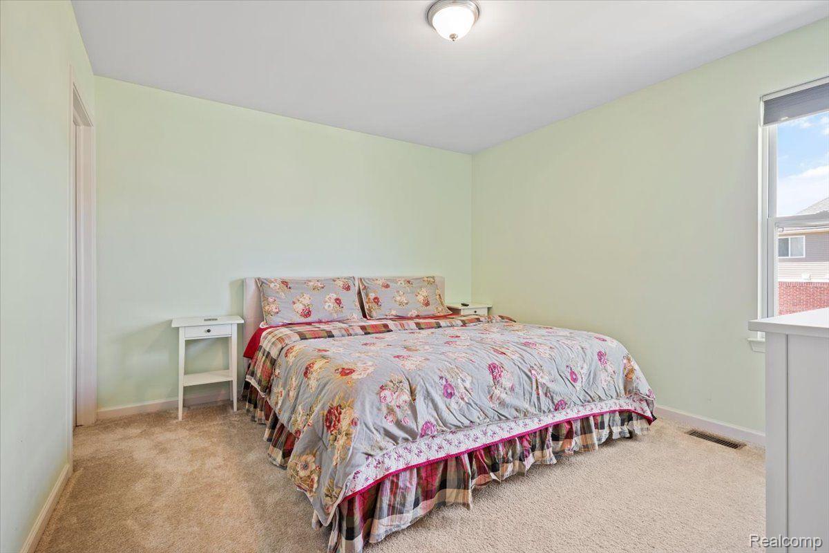 822 BALSAM Circle