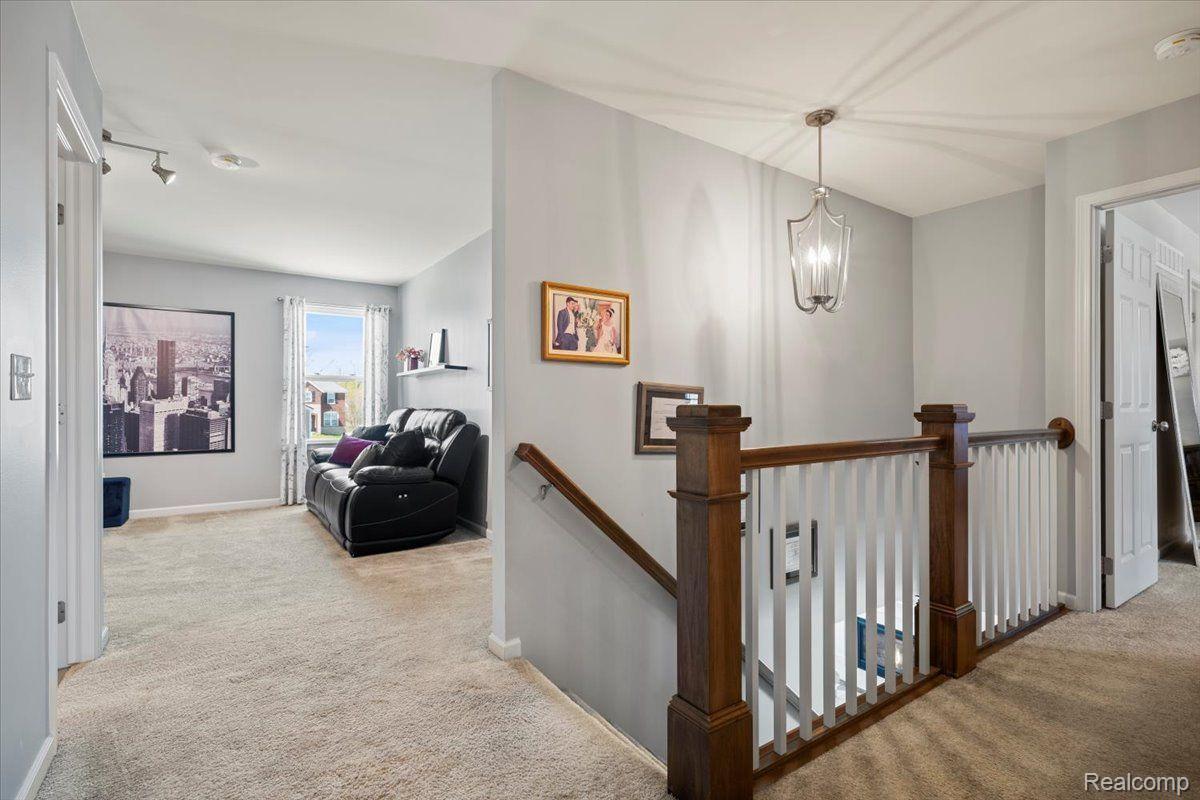822 BALSAM Circle