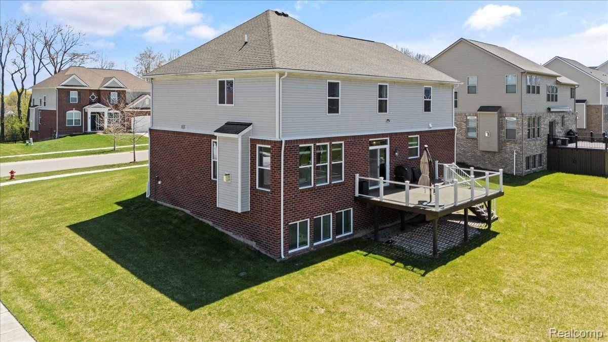 822 BALSAM Circle