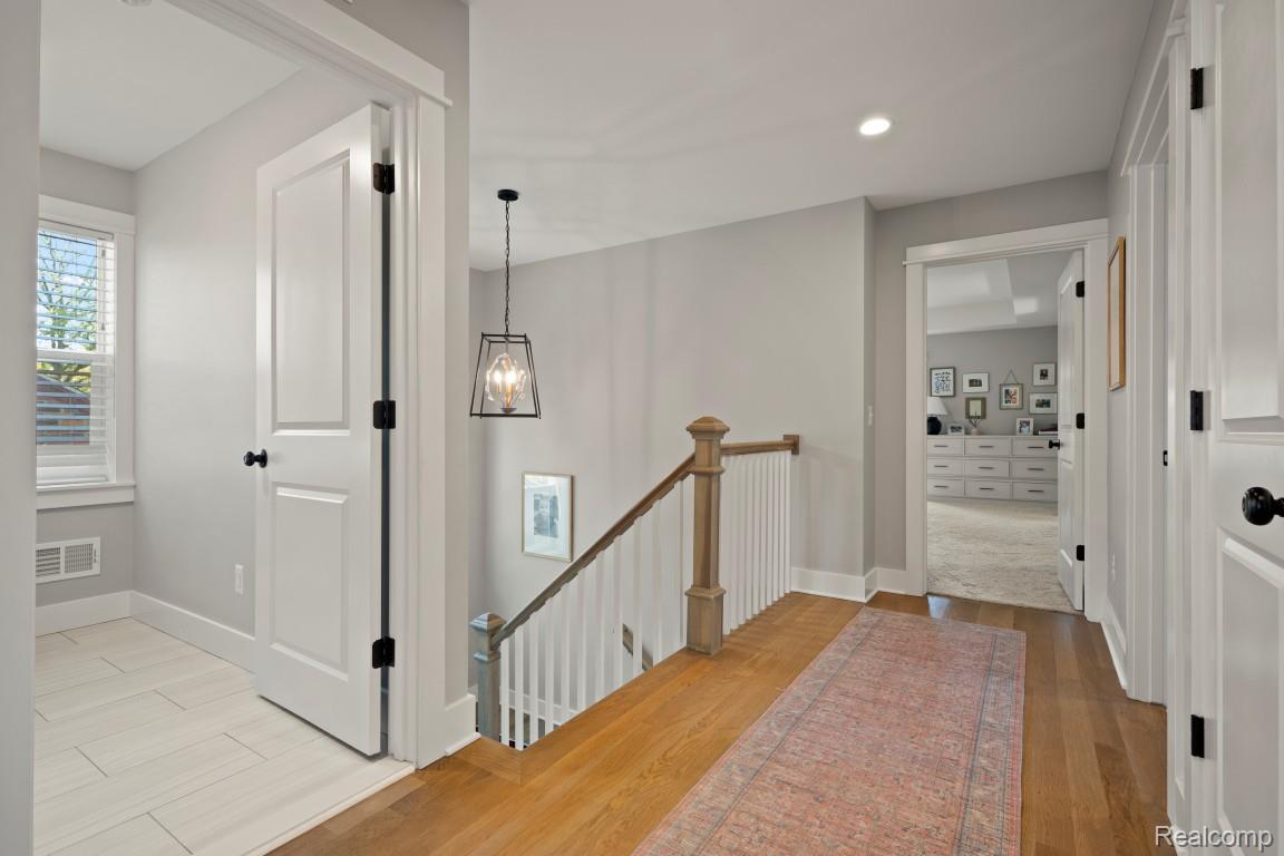 423 N Altadena Avenue