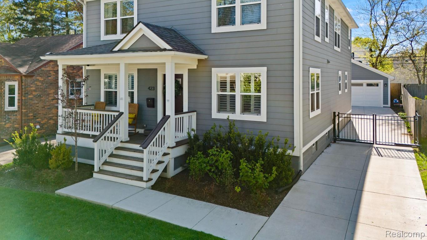423 N Altadena Avenue