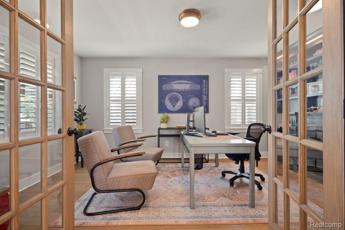 423 N Altadena Avenue